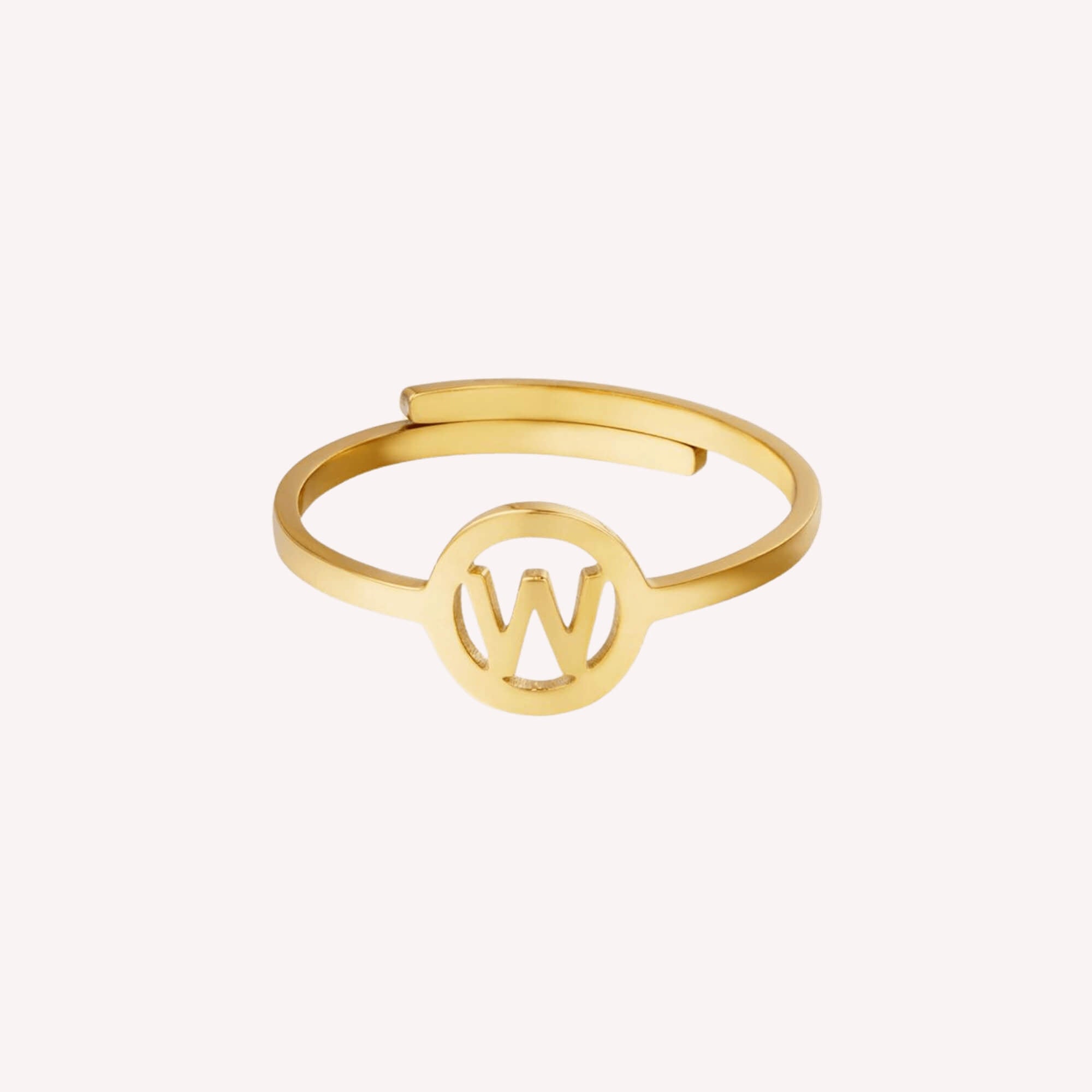 Gouden vrouwen ring W – Letter ring met letter W.