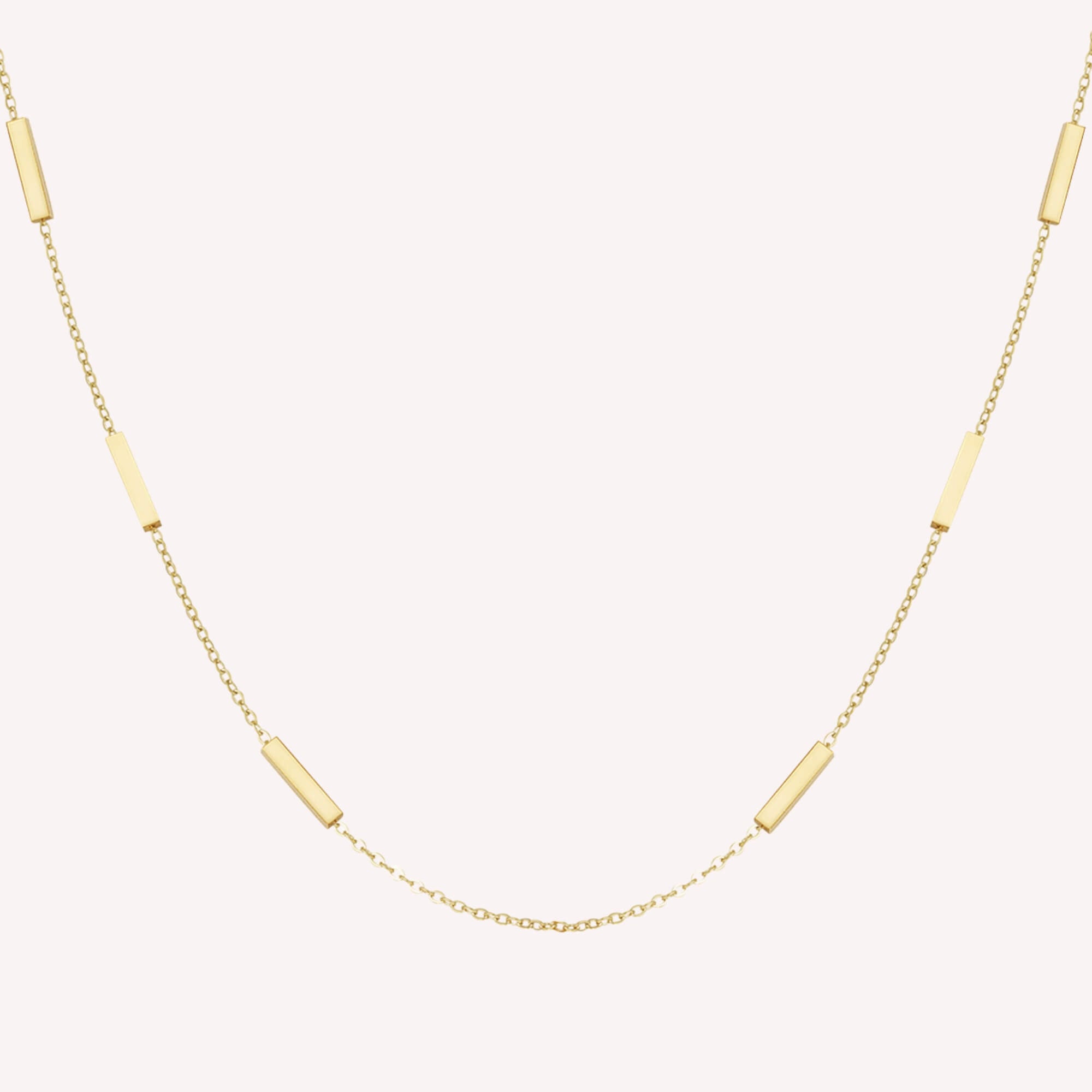 Subtiele minimalistische gouden ketting met rechthoekige details, gemaakt van roestvrij staal, verstelbaar van 39-44 cm.