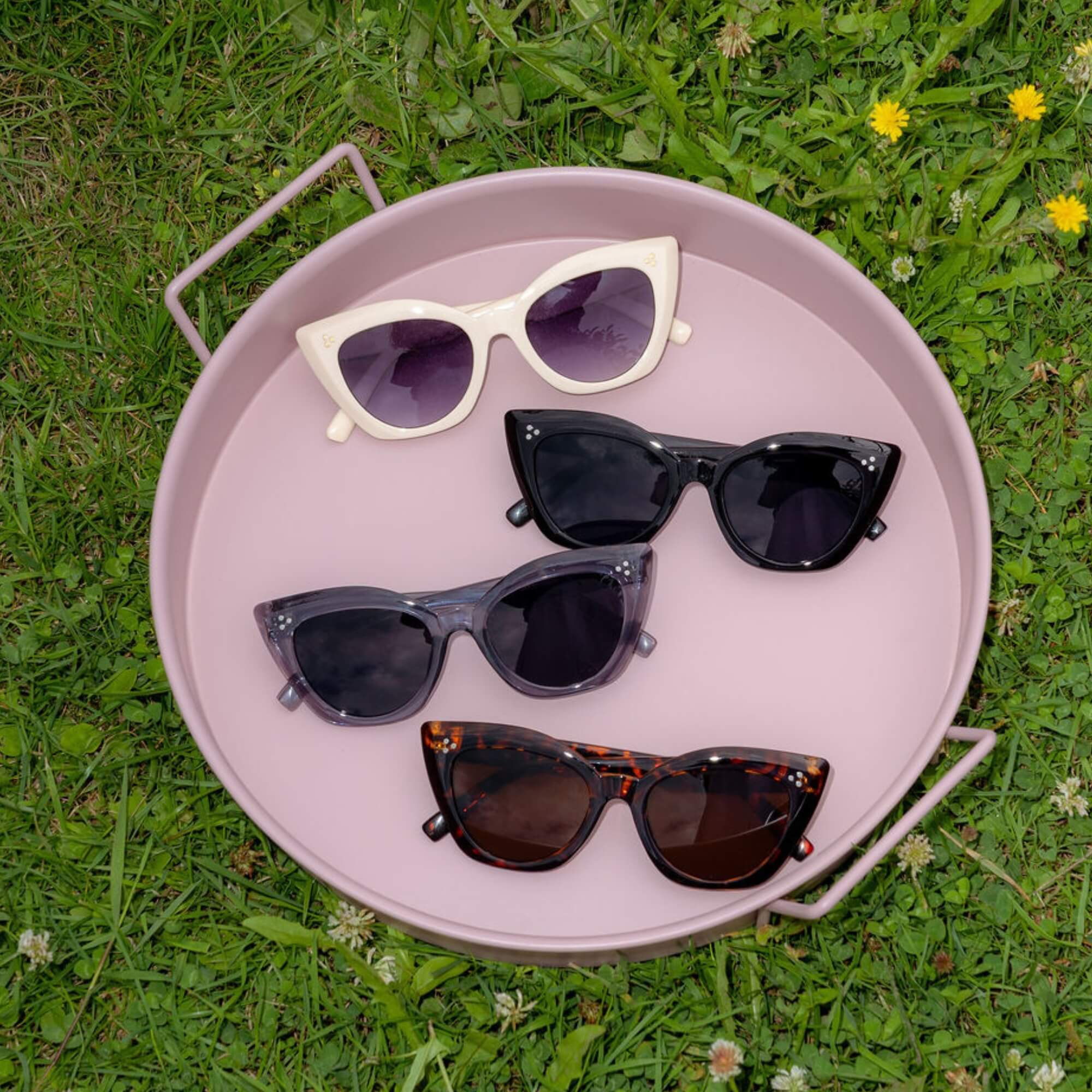 Alle Stay Cat-chy Zonnebrillen - mooie goedkope cat eye zonnebrillen in het beige, zwart, grijs en leopard bruin.