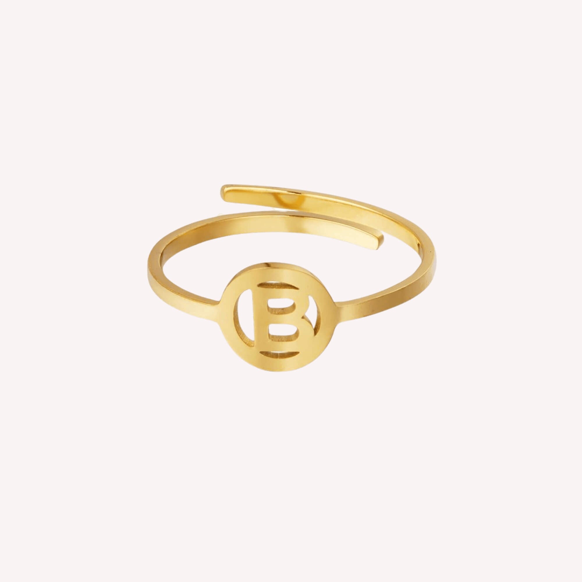 The One Letter Ring B in goud – verstelbare initiaalring van roestvrij staal, perfect voor een persoonlijke touch