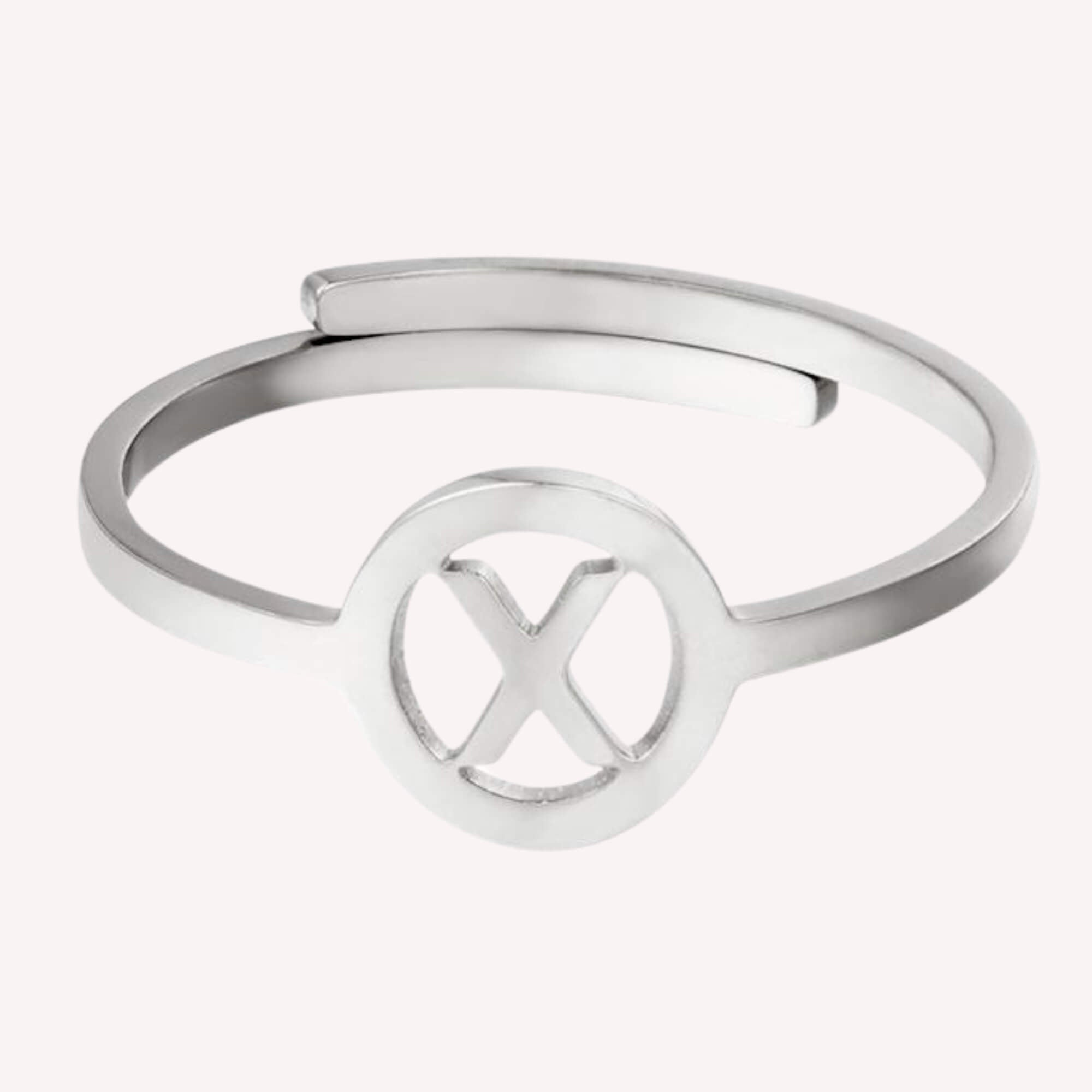Zilveren vrouwen ring X – Unieke letterring met de letter X.