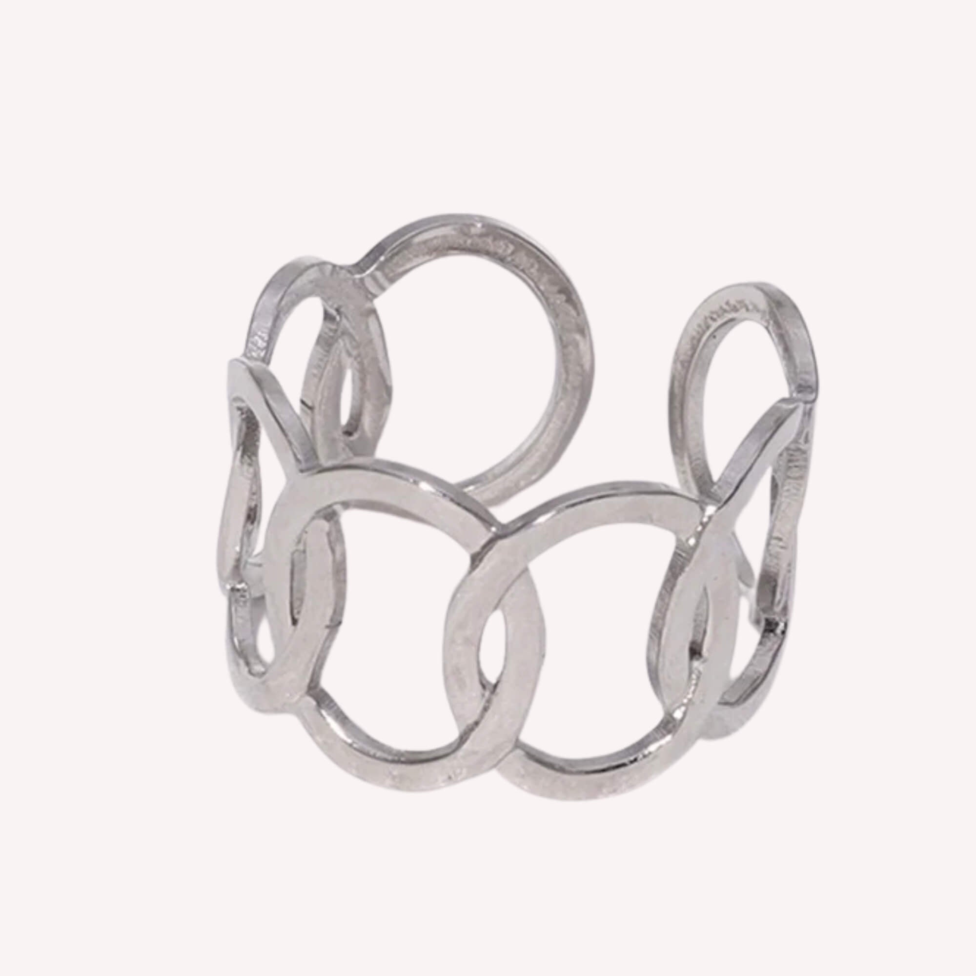 Zilveren All About That Oval Ring – Minimalistische en krachtige ring, 18K gold plated en perfect voor elke look.