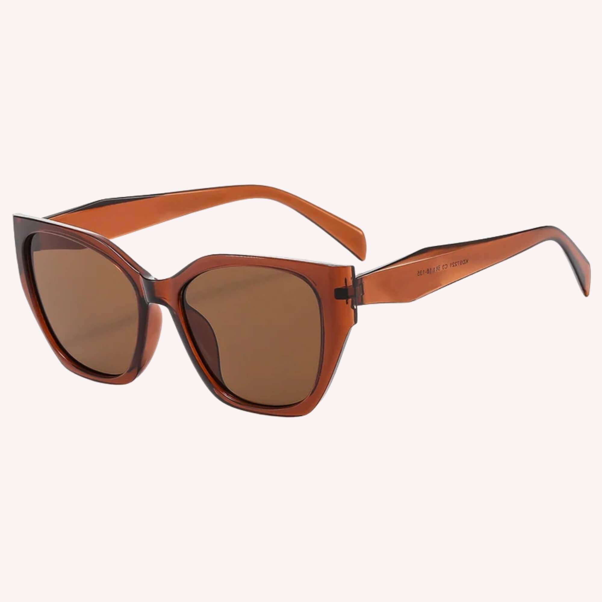 Bruine Shady Lady zonnebril – mooie zonnebril voor dames in warme bruine tint, perfect voor elke outfit.
