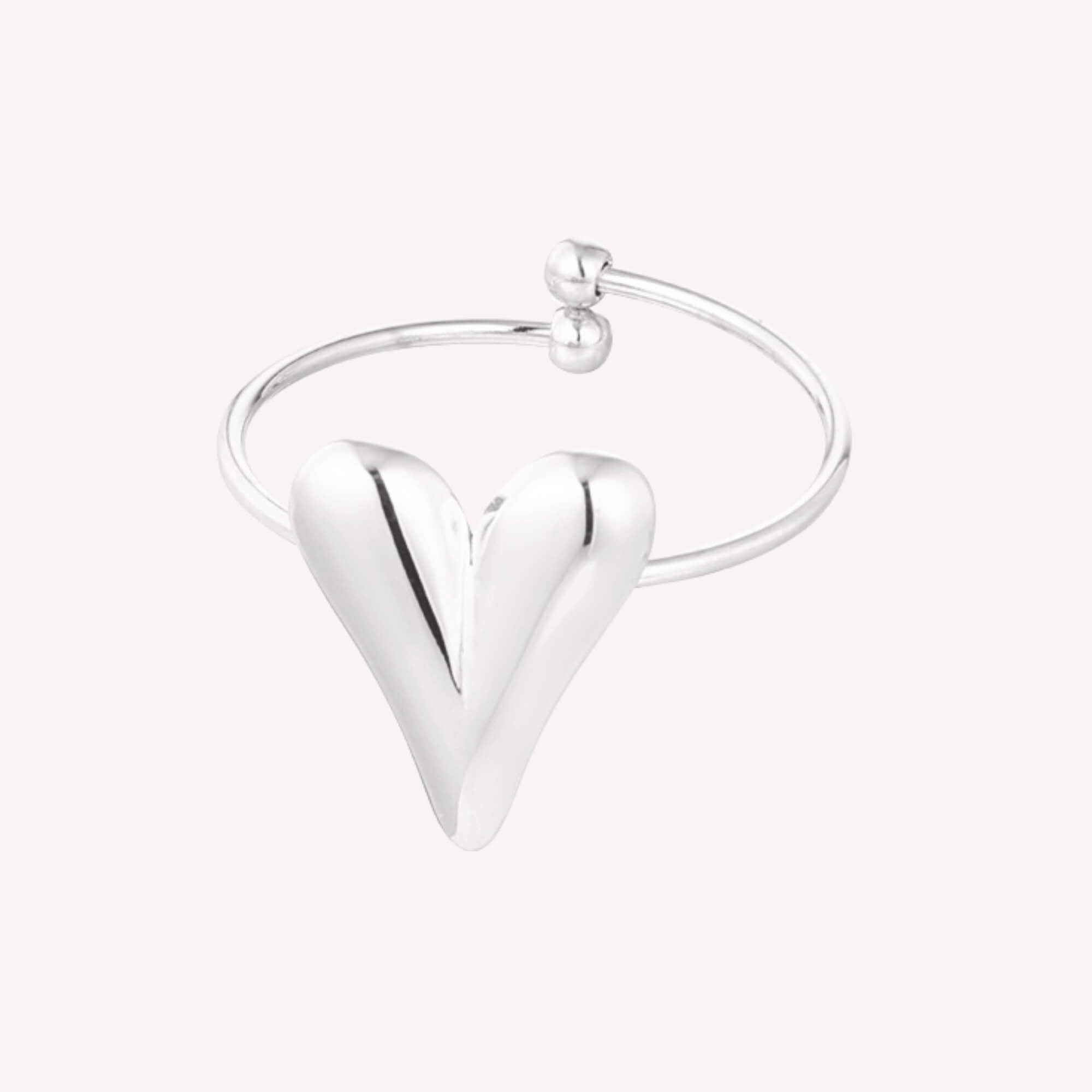 De zilveren, verstelbare hartjes ring, de Wrap Me In Love Ring.